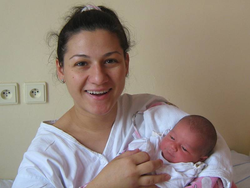 Sofie Bairova, Olomouc, narozena 26. května v Olomouci, míra 50 cm, váha 3510 g