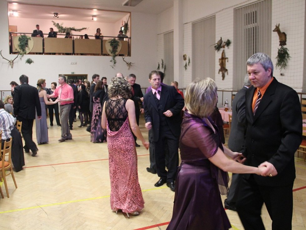 Fotogalerie: Myslivecký ples v Grygově - Olomoucký deník