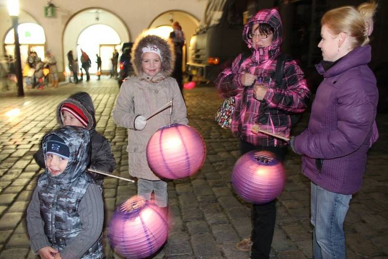 Lampionový průvod k výročí 28. října v Olomouci