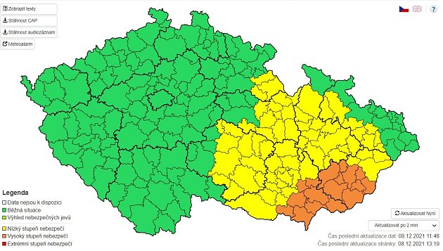 Výstraha před vydatným sněžením na východě České republiky vydaná ČHMI ve středu 8.12. 2021 ve 13:20