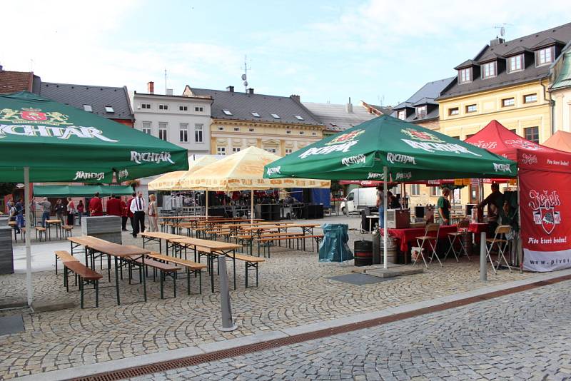 Přehlídka veteránských vozů Ecce Homo Historic letos oslavuje už dvacáté výročí novodobé historie.