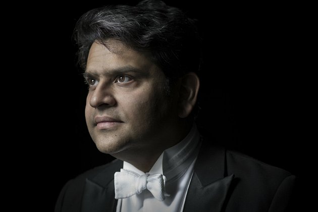 Indický dirigent Debashish Chaudhuri