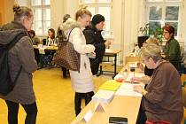 Druhé kolo prezidentských voleb na ZŠ Komenium v Olomouci, 27. ledna 2023