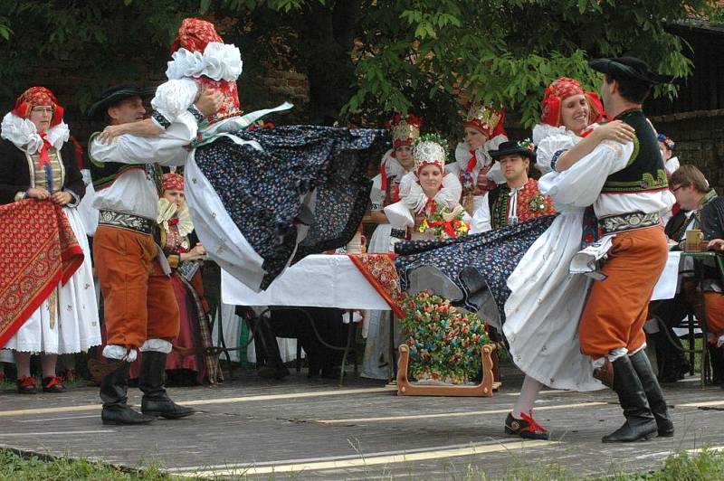 Hanácká svatba ve skanzenu v Příkazích