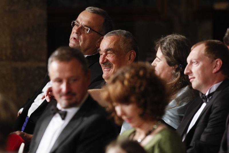 Karel Schwarzenberg. Předávání státních vyznamenání na Pražském hradě