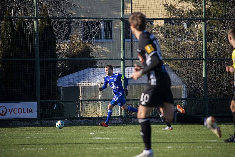 Olomoucká Sigma doma remizovala v přípravném utkání doma s Ružomberkem 1:1.  Vít Beneš si připsal první start v olomouckém dresu.