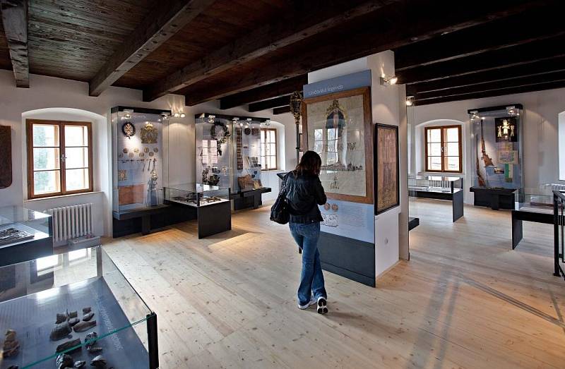 V Uničově otevřeli obnovenou muzejní expozici U Vodní branky