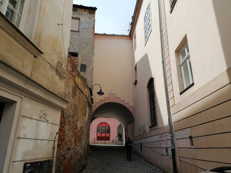 Filmová místa v Olomouci. Pohled z ulice Vodární