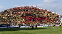 Fanoušci Opavy na Andrově stadionu v Olomouci