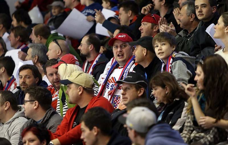 Fanoušci Mory na olomouckém zimáku při zápase s Kladnem