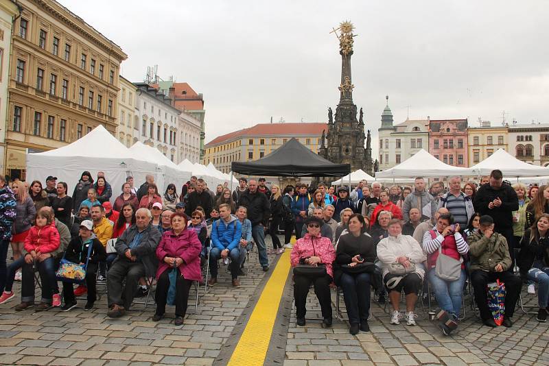 Čtvrtý ročník oblíbeného Tvarůžkového festivalu v centru Olomouce