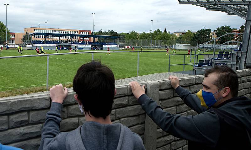 Fotbal za plotem.Přípravné utkání SK Prostějov - SK Sigma Olomouc.