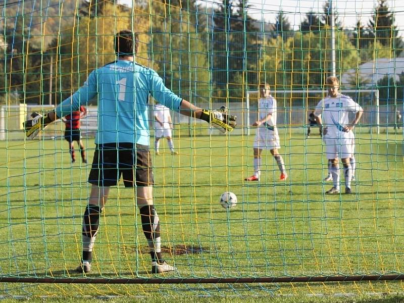 FK Šternberk (v bílém) vs. Sokol Konice