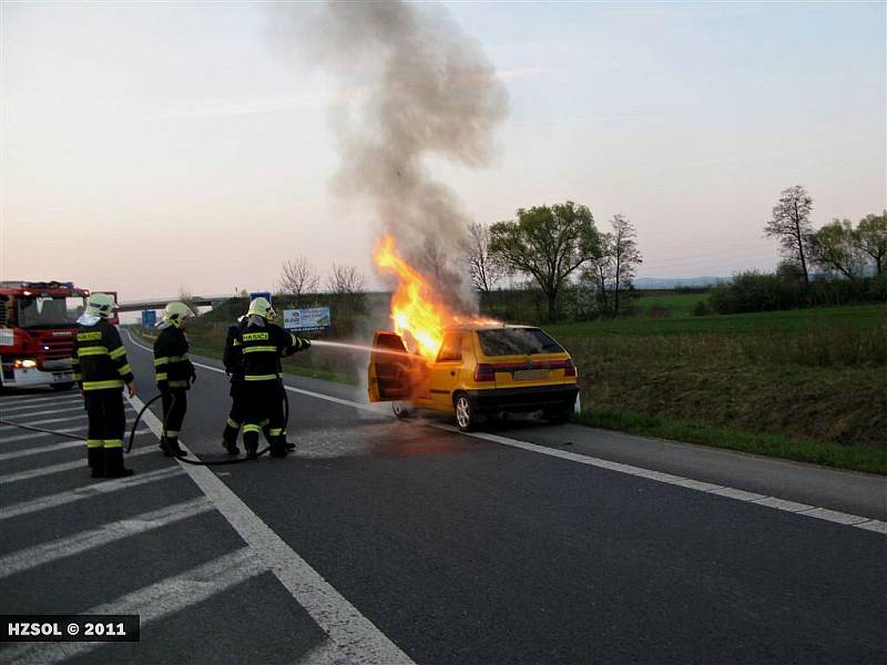 Požár felície u Velkého Týnce