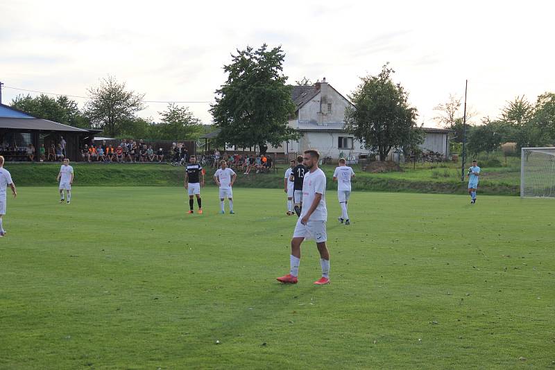 FK Medlov - TJ Sokol Velké Losiny 1:0. Radovan Skřebský