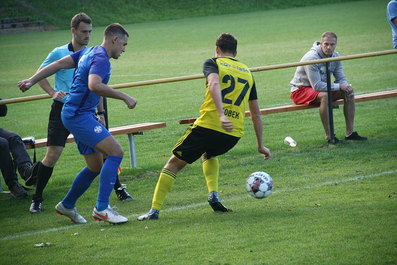 Fotografie ze zápasu 5. kola divize E mezi celky FK Nové Sady a FK Kozlovice