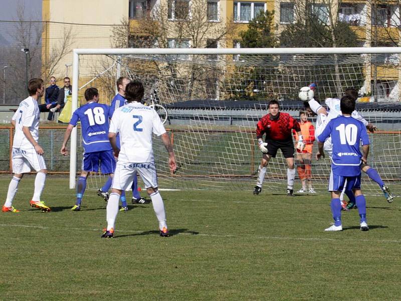 Uničov (v modrém) proti juniorce Sigmy