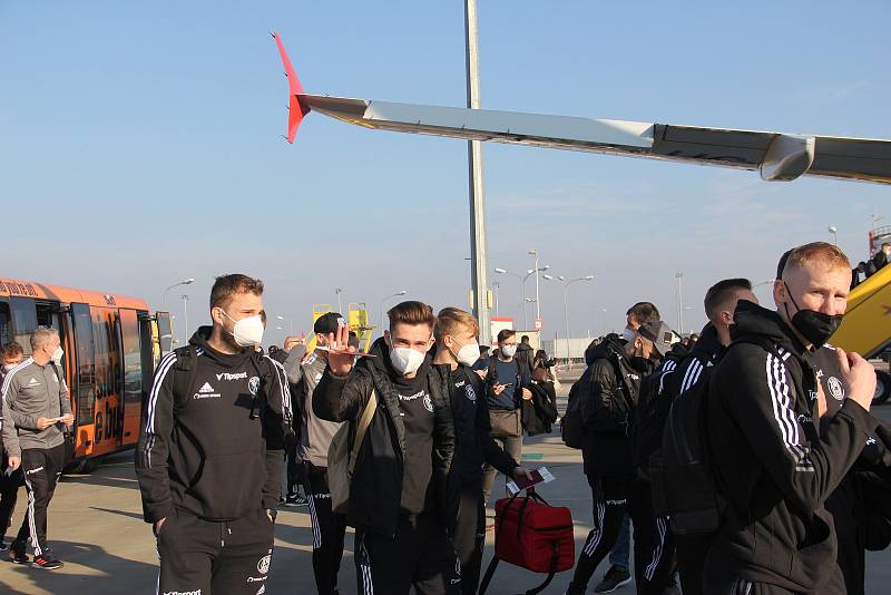 Fotbalisté Sigmy dorazili na Maltu.