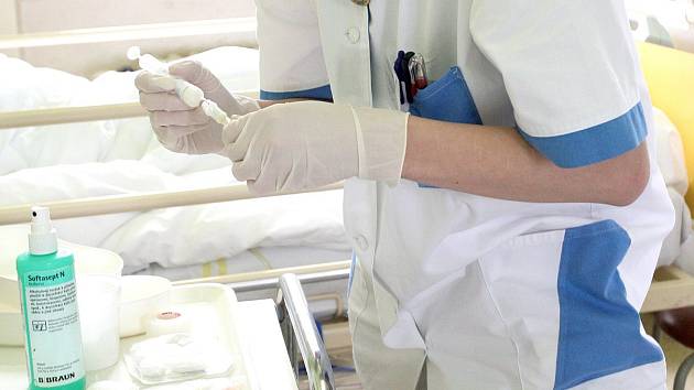 Nemocnice v Přerově získala přístroje pro oddělení Dlouhodobé intenzivní  péče - Přerovský deník