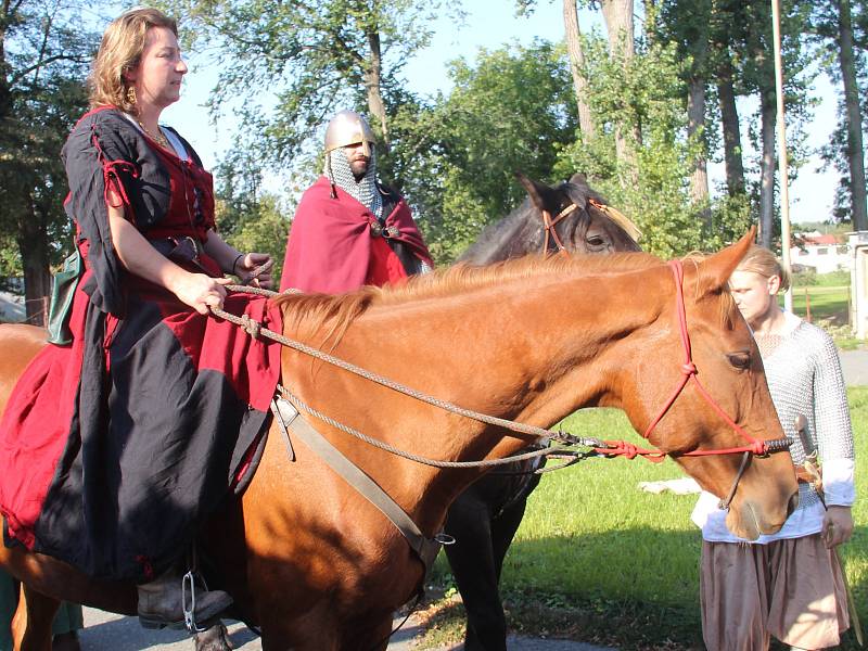 Průvod ke svátku svatého Václava v Černovíře - 28. září