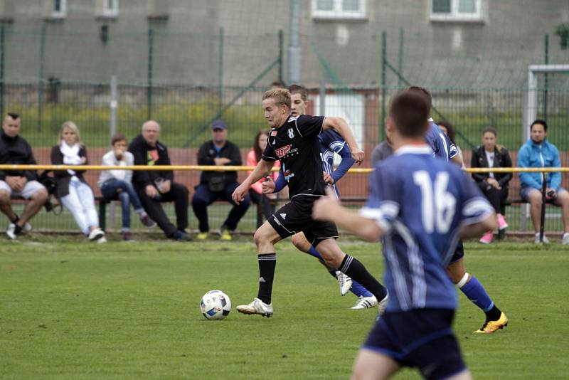 Nové Sady pořádaly memoriál Jiřího Brücknera k uctění památky zesnulého funkcionáře, zvítězil B-tým Sigmy Olomouc. 1. FC Viktorie Přerov – 1. HFK Olomouc.