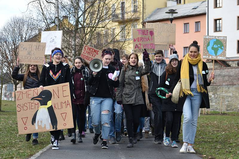 Protestující studenti středních škol v Olomouci