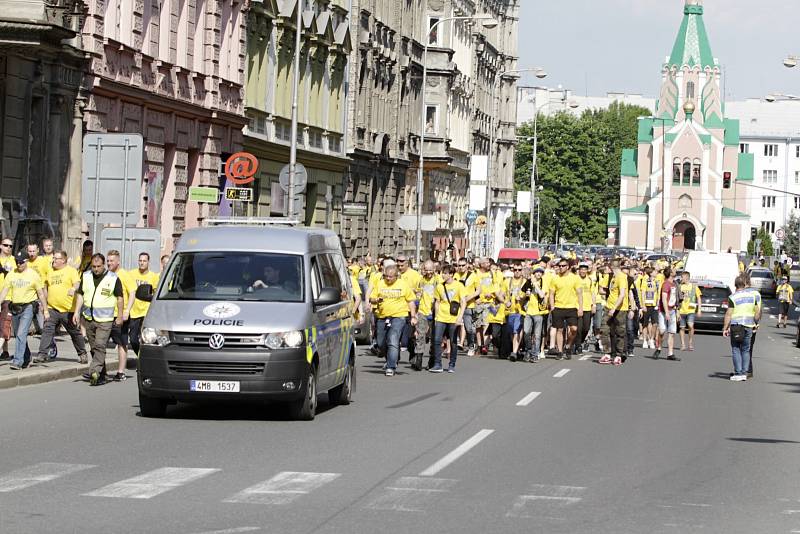 Fanoušci Opavy v Olomouci na finále českého poháru