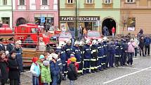 Nastoupená jednotka dobrovolných hasičů v Uničově