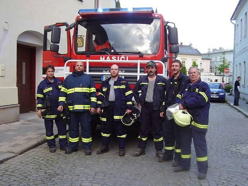 Jednotka dobrovolných hasičů v Uničově po výjezdu