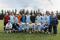 Hráči 1.FC Olešnice oslavují postup do I. A třídy