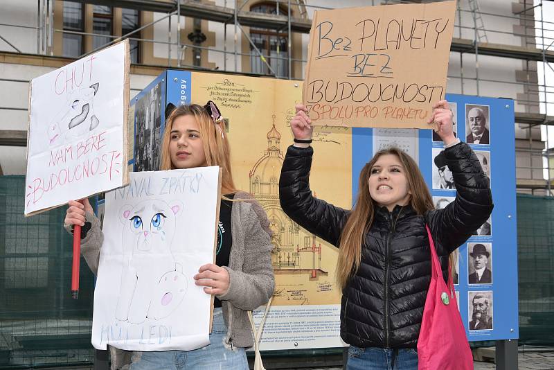 Protestující studenti středních škol v Olomouci