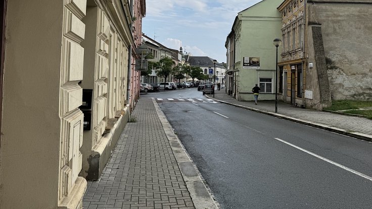 Rostoucí násilí mezi dětmi a mladými ve Šternberku. Mezi místa, kde je situace nejhorší, patří ulice ČSA v centru města