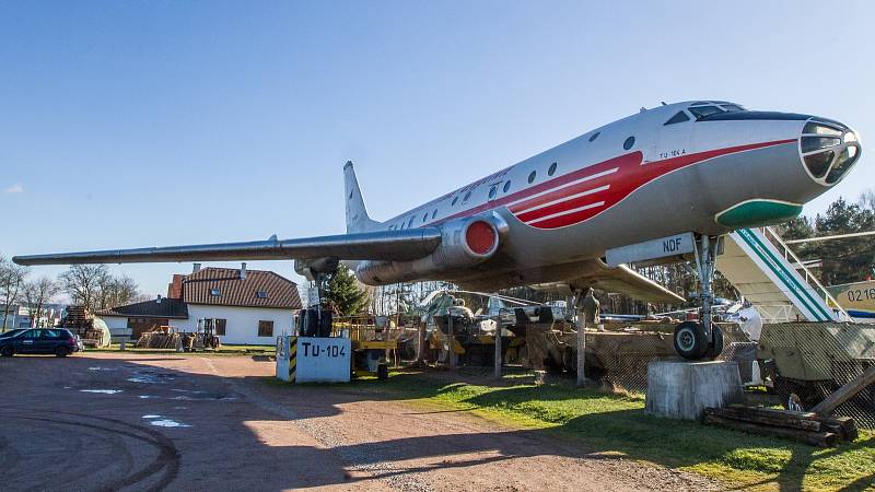 "Olomoucké" letadlo TU-104 v Air Parku ve Zruči u Plzně - druhý bok je v barvách sovětského Aeroflotu