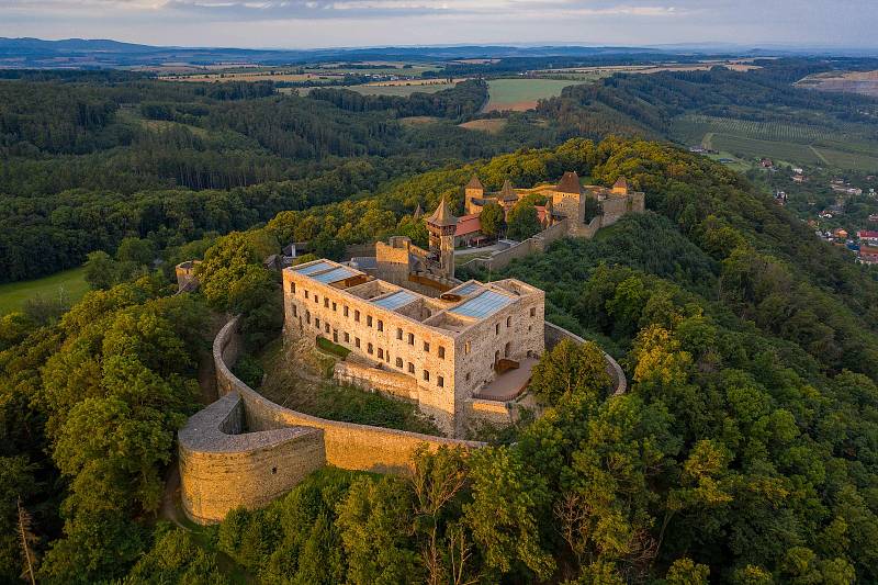 Stavba roku Olomouckého kraje 2020. V kategorii Rekonstrukce a obnova zvítězila záchrana a zpřístupnění paláce na hradě Helfštýn.