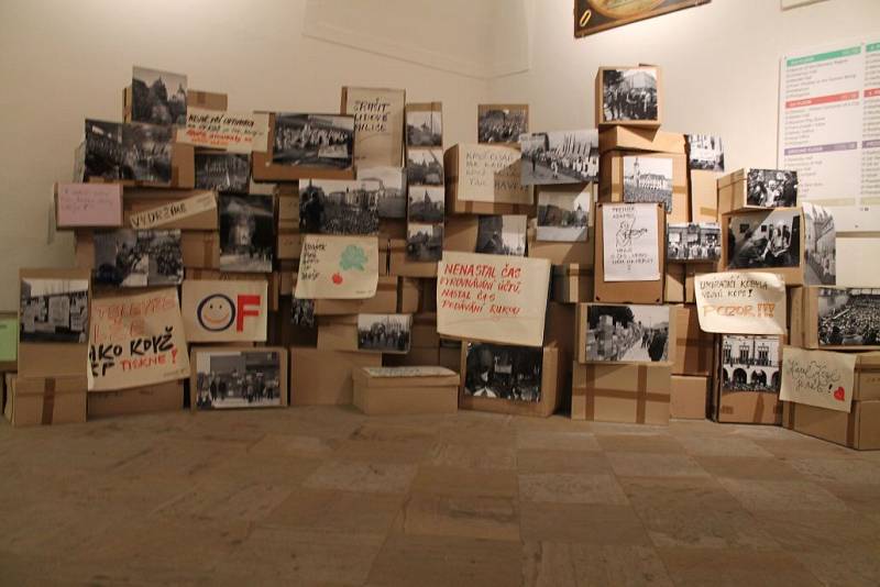 Sbírkový den projektu Europeana 1989 ve Vlastivědném muzeu v Olomouci