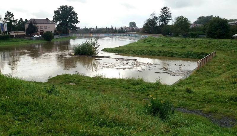 Morava na Nových Sadech v Olomouci, 15. října 2020 odpoledne