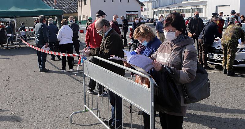 Odběry na plošné koronavirové testy v Litovli. Pátek 24.4.2020