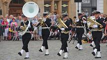 Vojenská hudba zněla v sobotu 1. září centrem Olomouce. Na Horním náměstí, před tamní radnicí, pokračoval XXIV. Mezinárodní festival vojenských hudeb. Na snímku je Vojenská hudba Świnoujście  z Polska