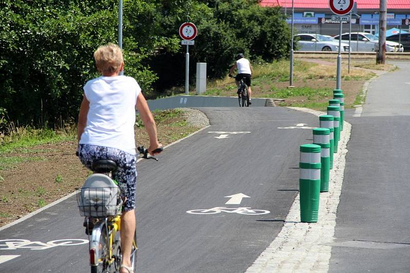 Nová cyklostezka pod Hodolanskou ulicí v Olomouci
