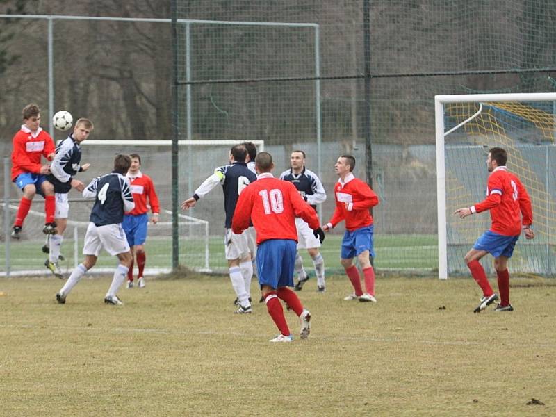 Fotbalisté Šternberka proti Dolanům