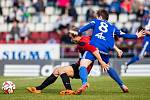 Sigma Olomouc - Opava. Nemanja Kuzmanovič – op, David Houska – ol