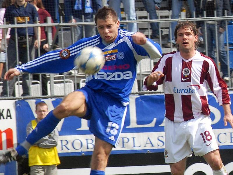 Zkušený obránce Martin Horáček se v Braunschweigu chytil a po hostování se jeho pobyt mění na přestup.