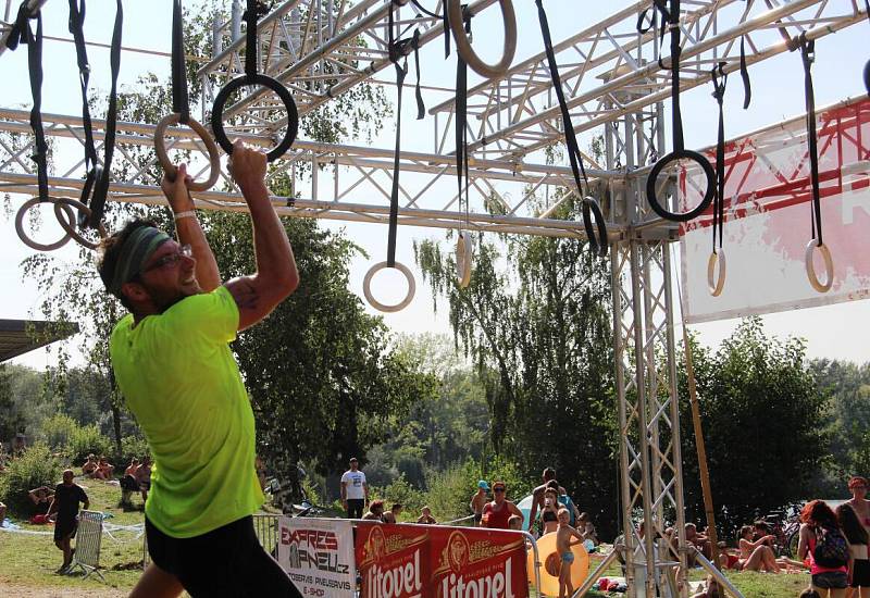 Extrémní překážkový závod Runex Race na Poděbradech u Olomouce