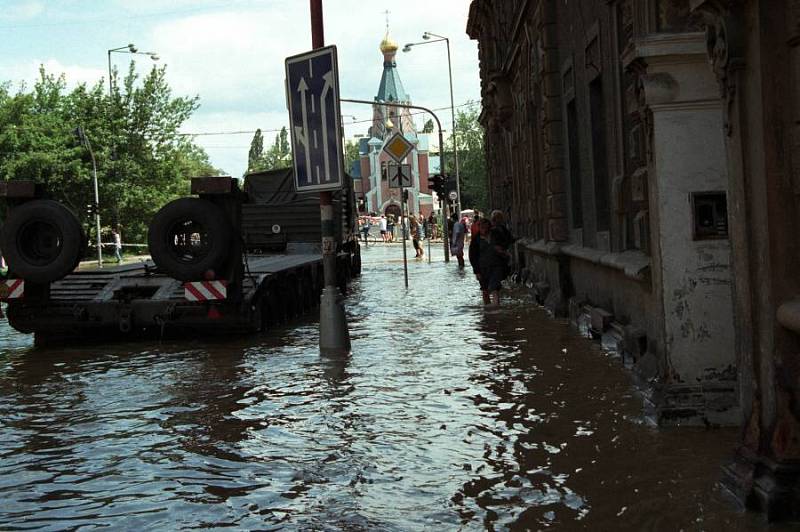 Komenského ulice ped mostem, Olomouc, 9. července 1997