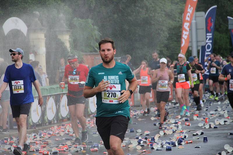 Amatérští běžci na Mattoni 1/2Maratonu 2022 v Olomouci.