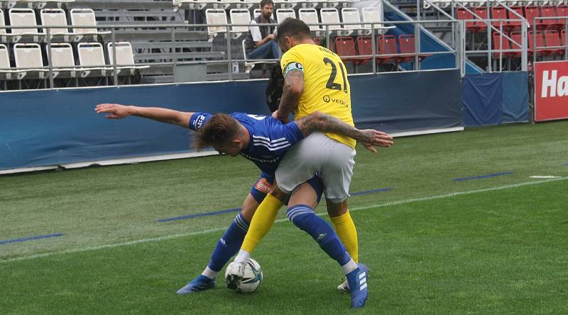 Fotografie ze zápasu 5. kola FNL mezi celky SK Sigma Olomouc B a MFK Karviná