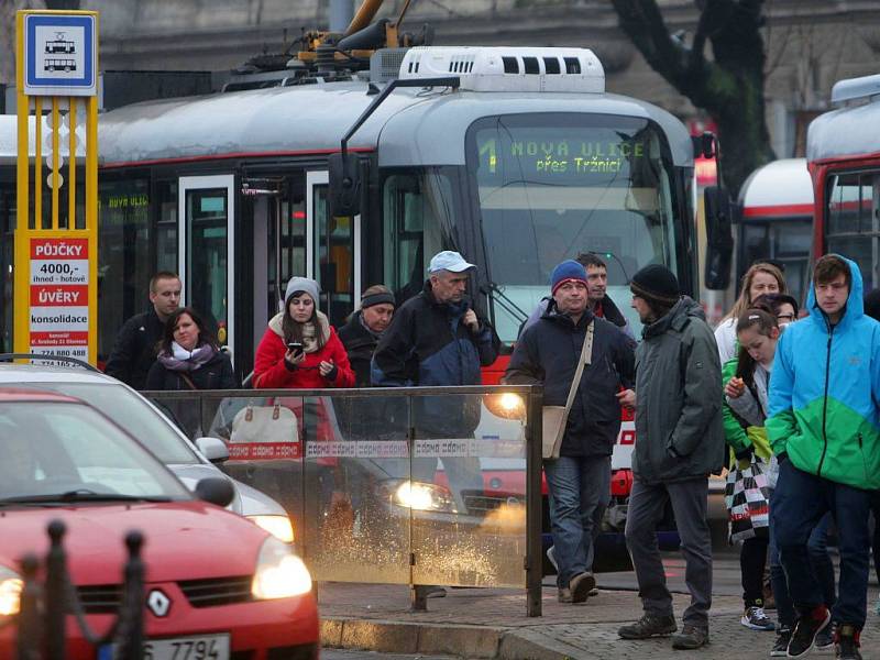 Po dvou dnech se v Olomouci opět rozjely "zamrzlé" tramvaje