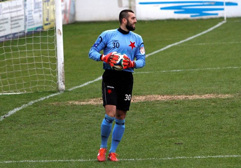 Holice (v černém) podlehla Kroměříži 0:1.