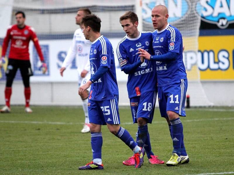 Olomoucká Sigma (v modrém) v generálce na jarní část ligy porazila Slovácko 1:0