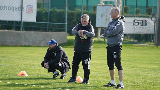SK Sigma Olomouc trénuje na soustředění v Turecku. Realizační tým: Milan Kerbr, Jiří Saňák, Václav Jílek